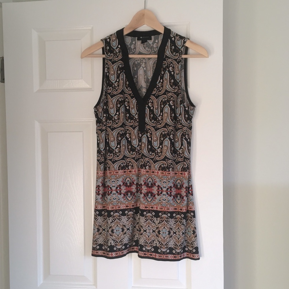 Paisley v-neck tunic